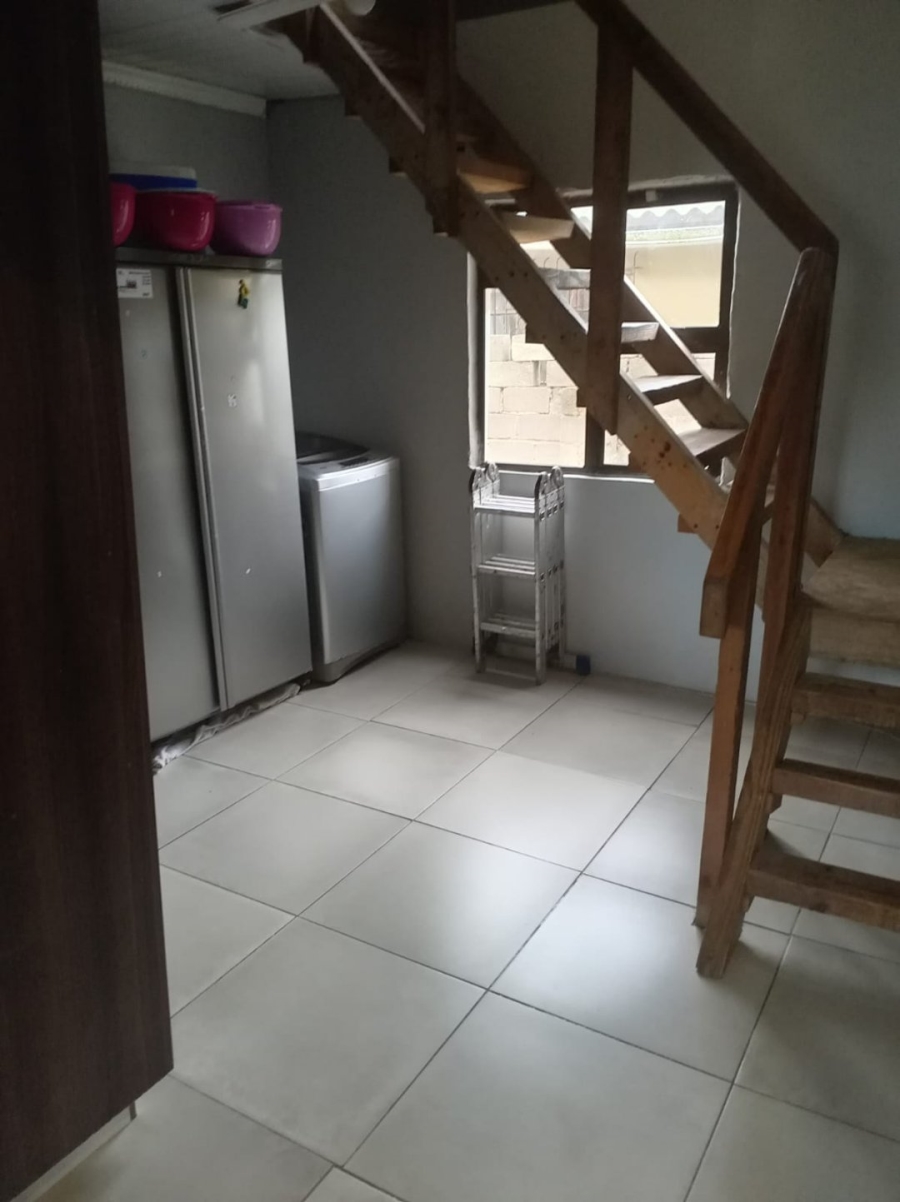 5 Bedroom Property for Sale in Scenery Park Eastern Cape